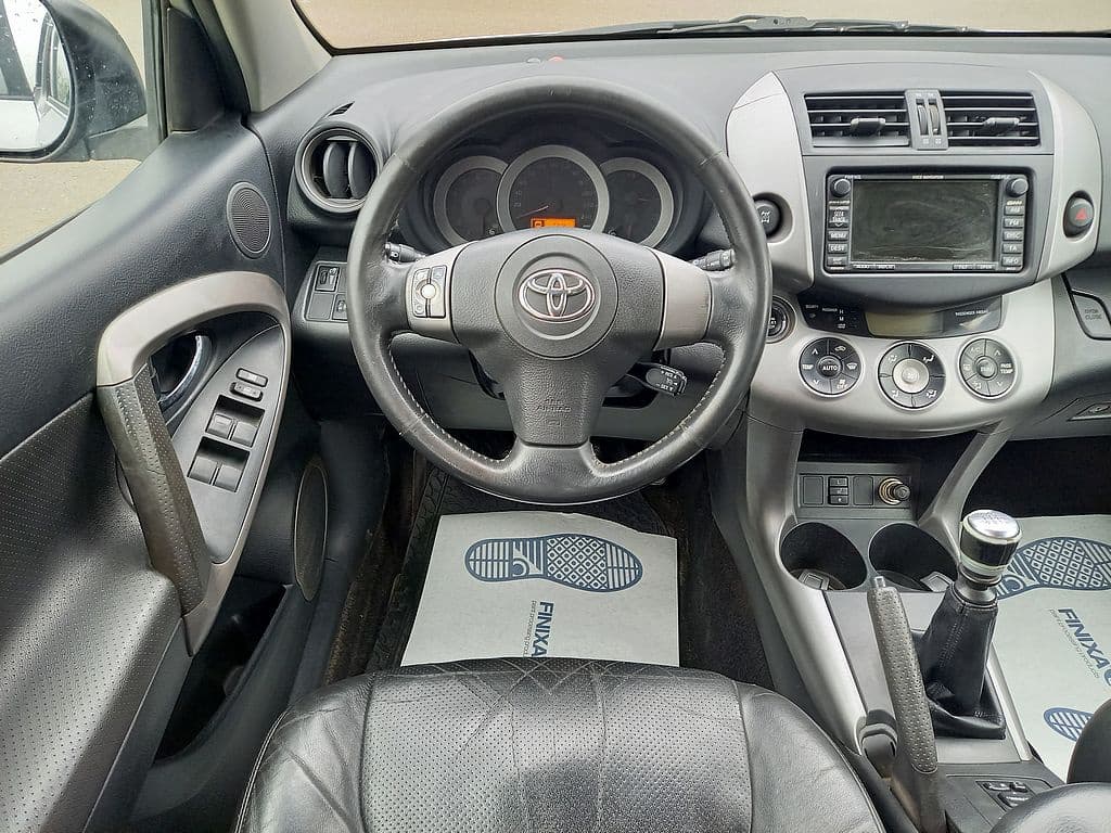 2007 Toyota RAV4 - 10