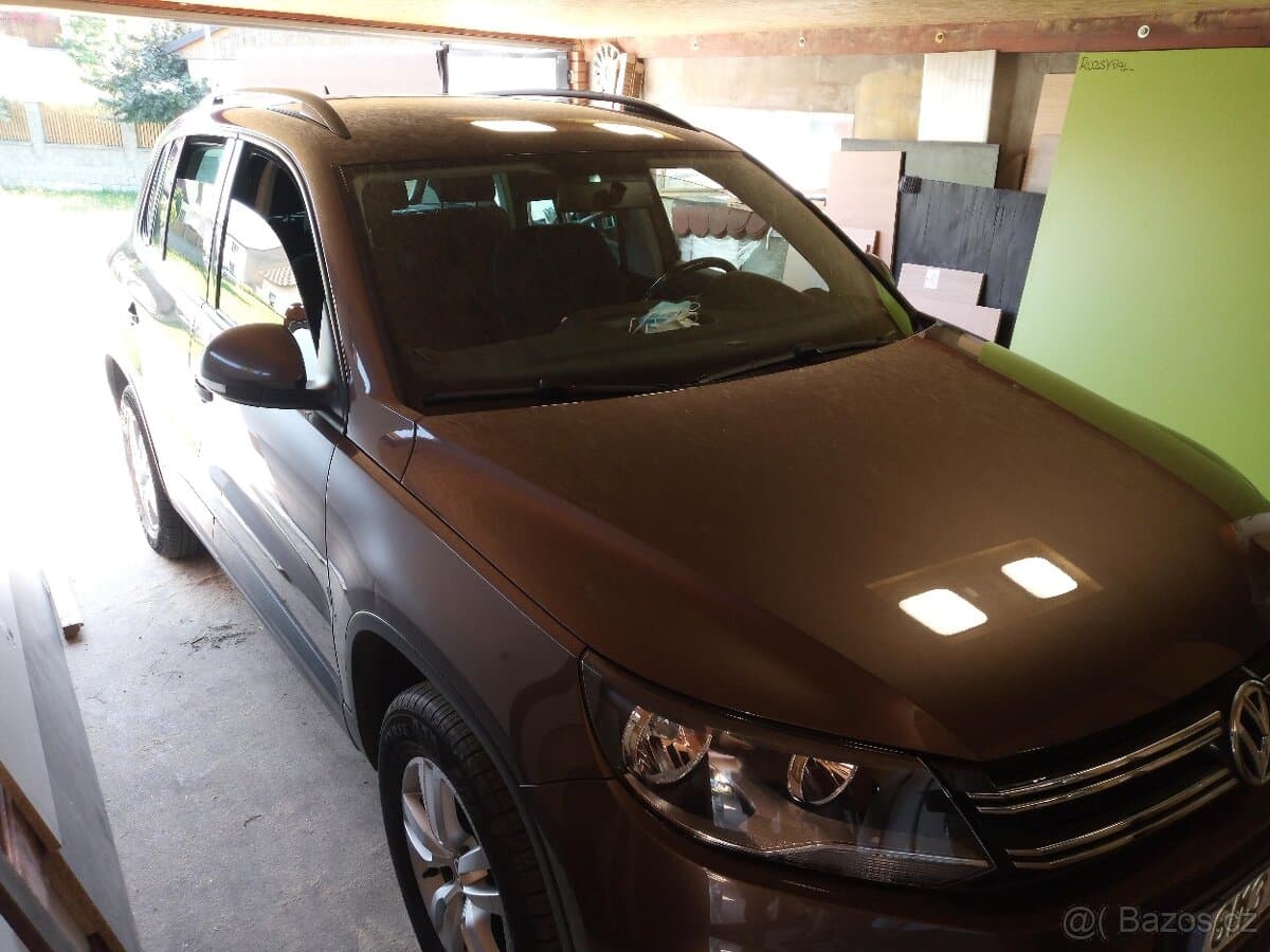 2012 Volkswagen TIGUAN - 10