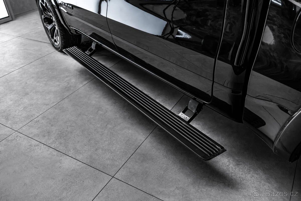 2023 RAM 1500 - 10