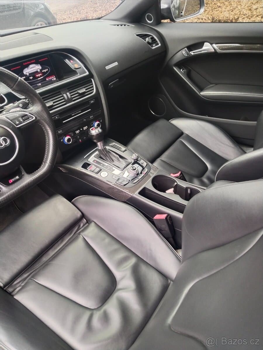 2013 Audi RS5 - 10