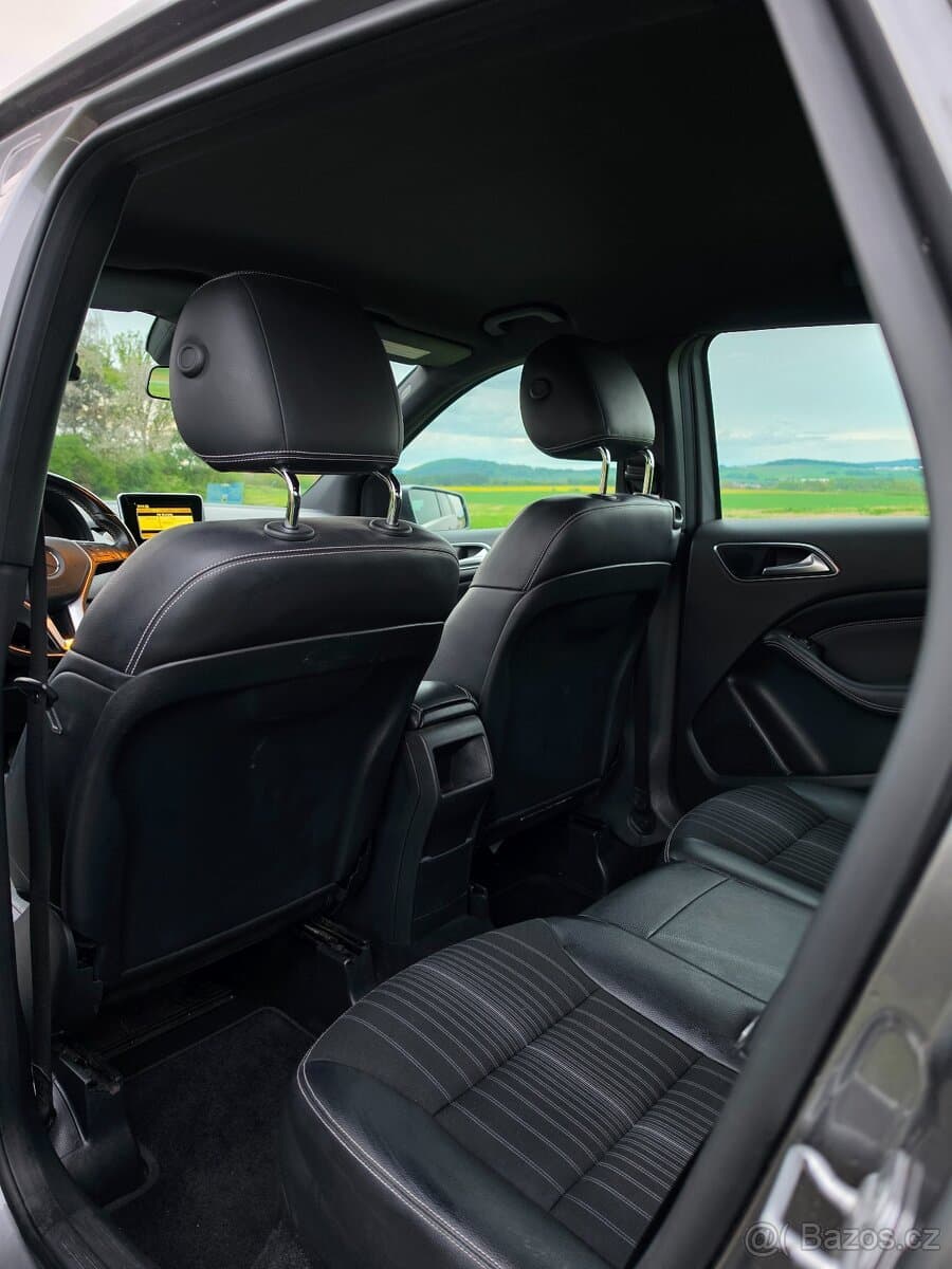 2012 Mercedes-Benz OSTATNÍ - 10