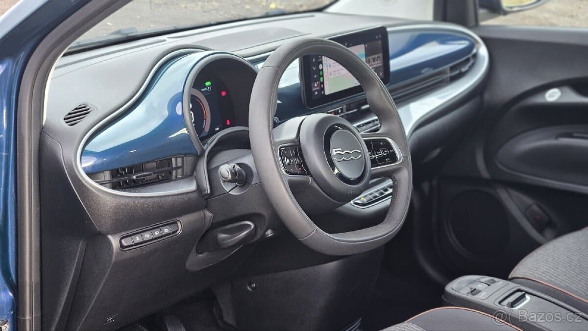 2022 Fiat 500e - 10