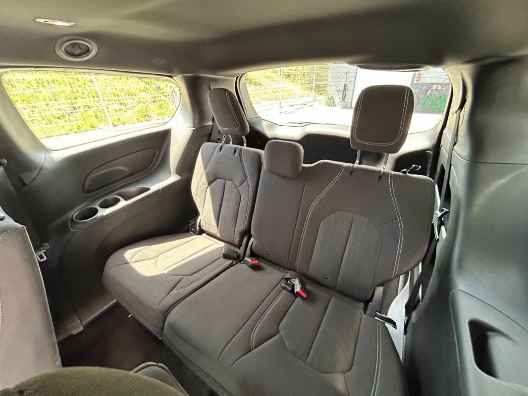 2019 Chrysler PACIFICA - 10