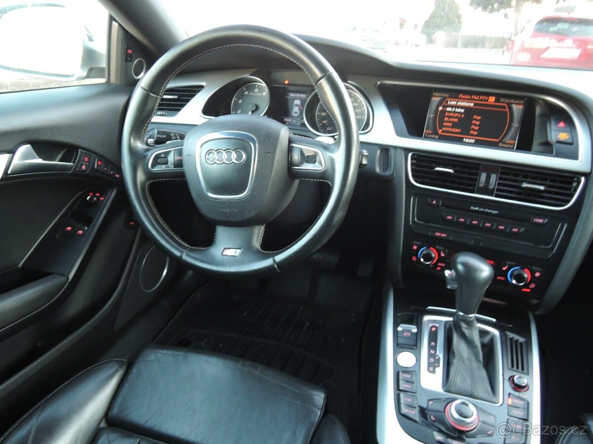 2008 Audi S5 - 10