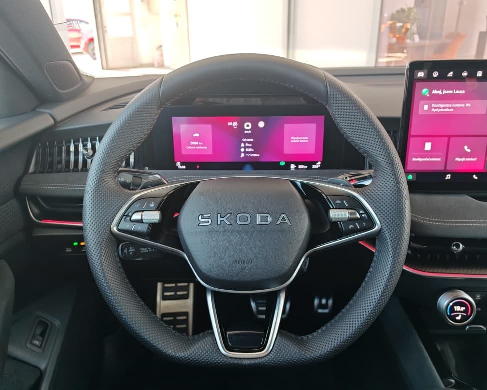 2025 Škoda SUPERB - 10