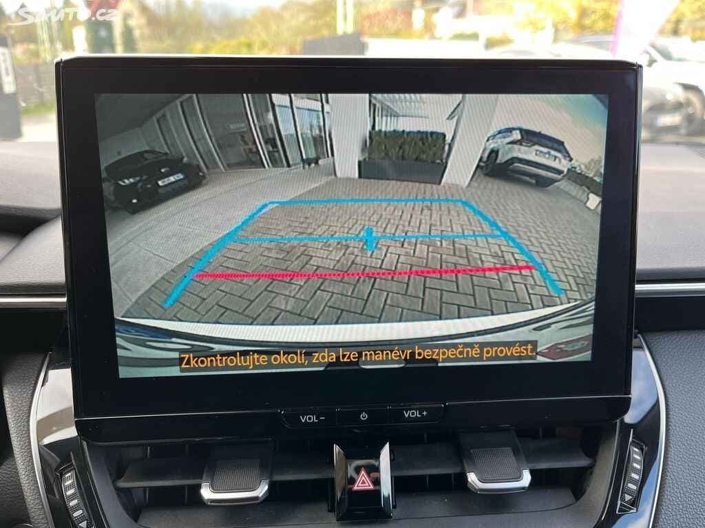 2023 Toyota COROLLA - 10