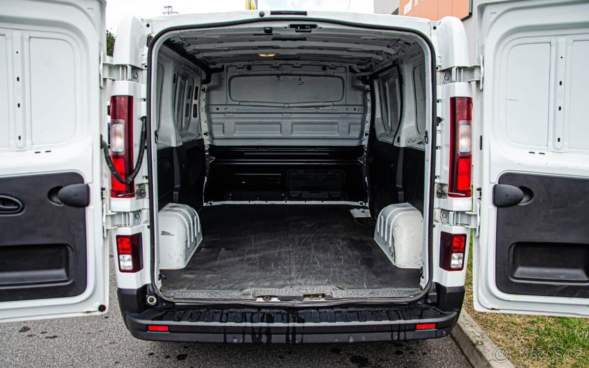2019 Renault TRAFIC - 10
