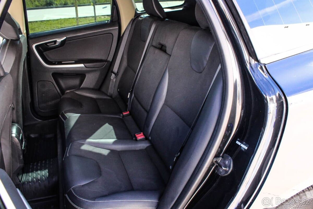2009 Volvo XC60 - 10