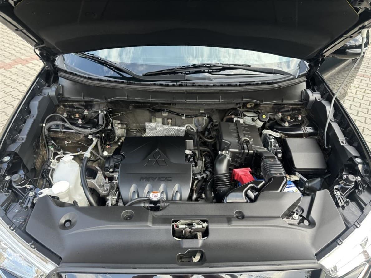 2017 Mitsubishi ASX - 10