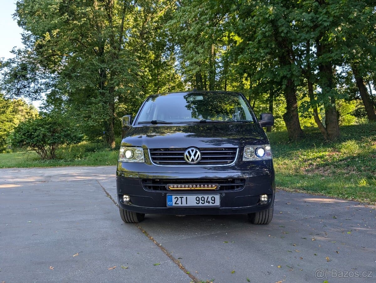 Volkswagen MULTIVAN - 10