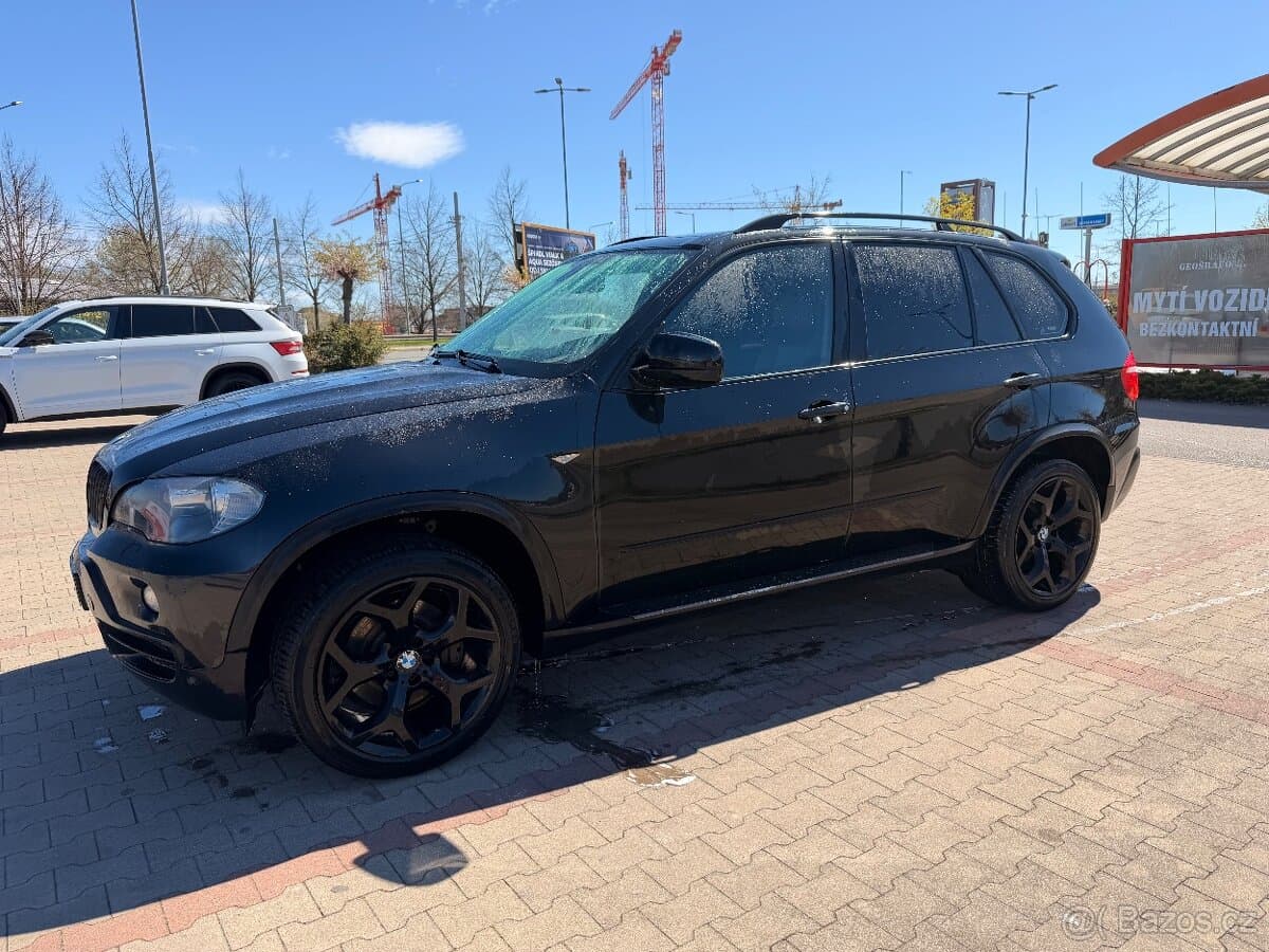 2008 BMW X5 - 10