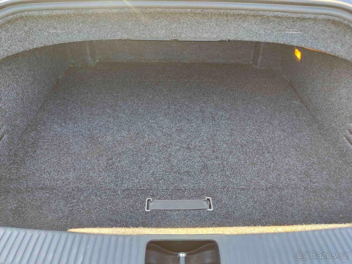 2008 Audi TT - 10
