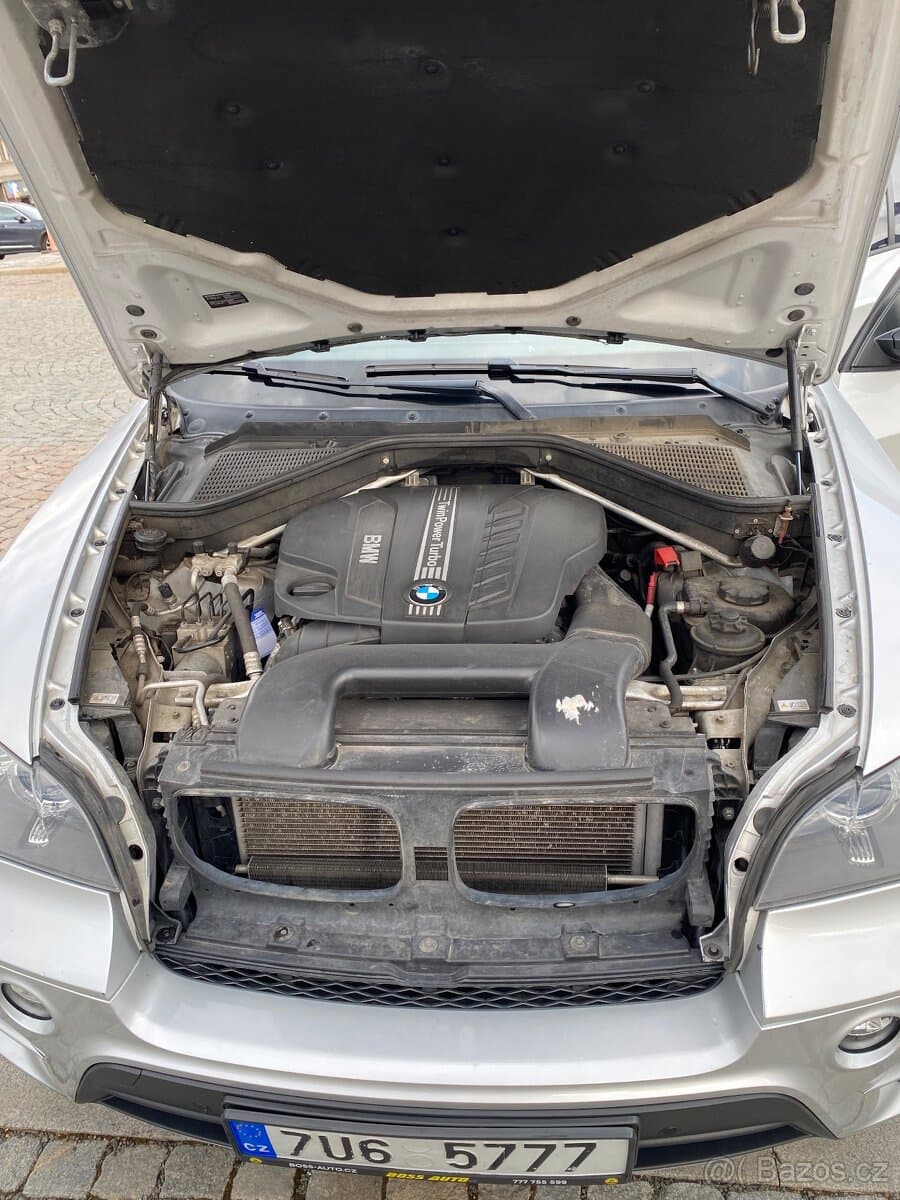2012 BMW X5 - 10