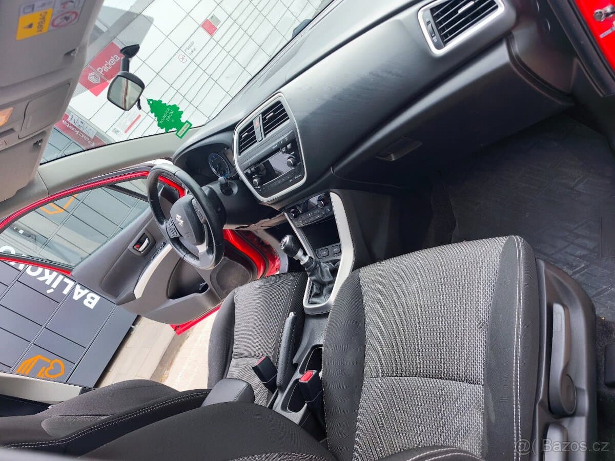 2014 Suzuki S-CROSS - 10