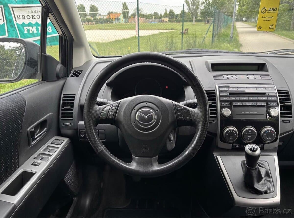 2010 Mazda 5 - 10