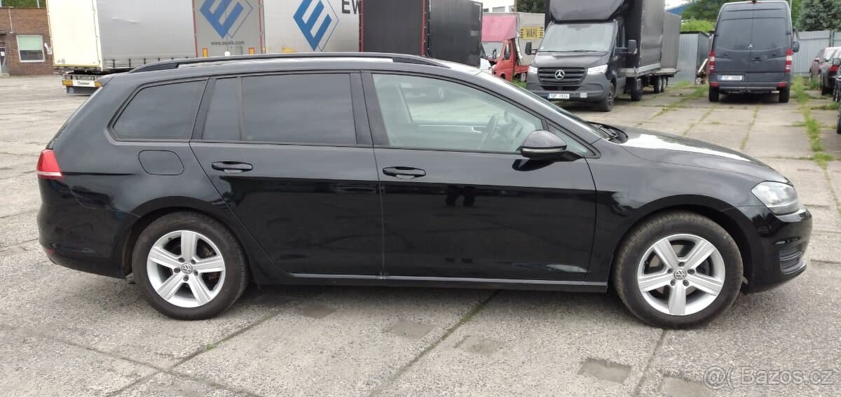 2015 Volkswagen GOLF - 10