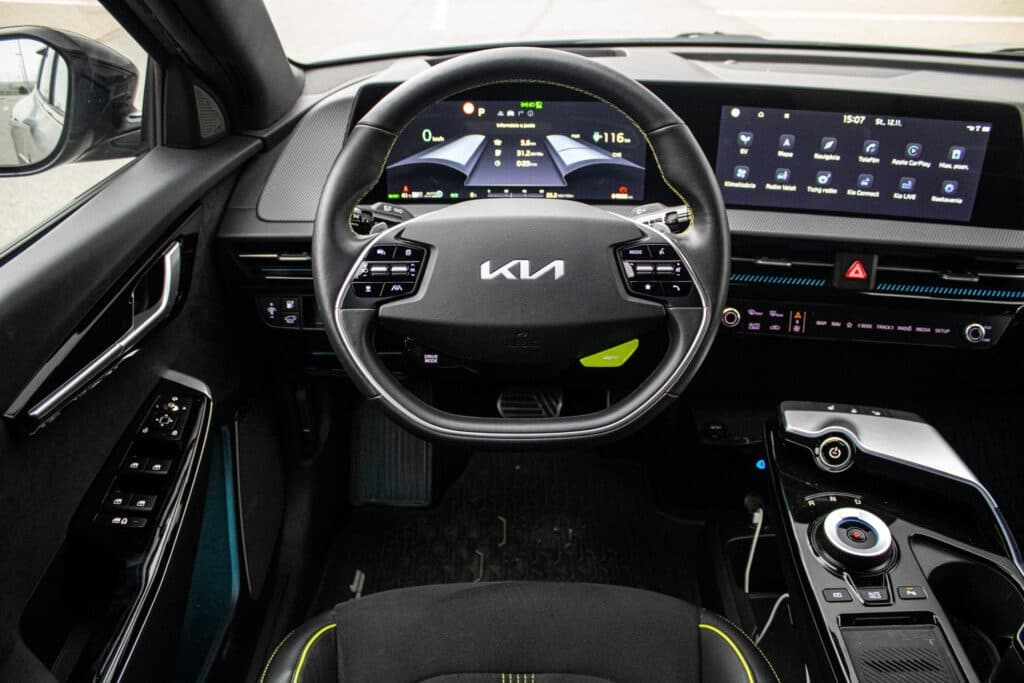2023 Kia EV6 - 10