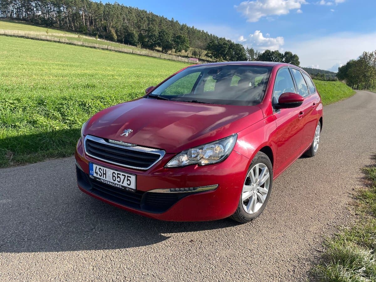 2017 Peugeot 308 - 10