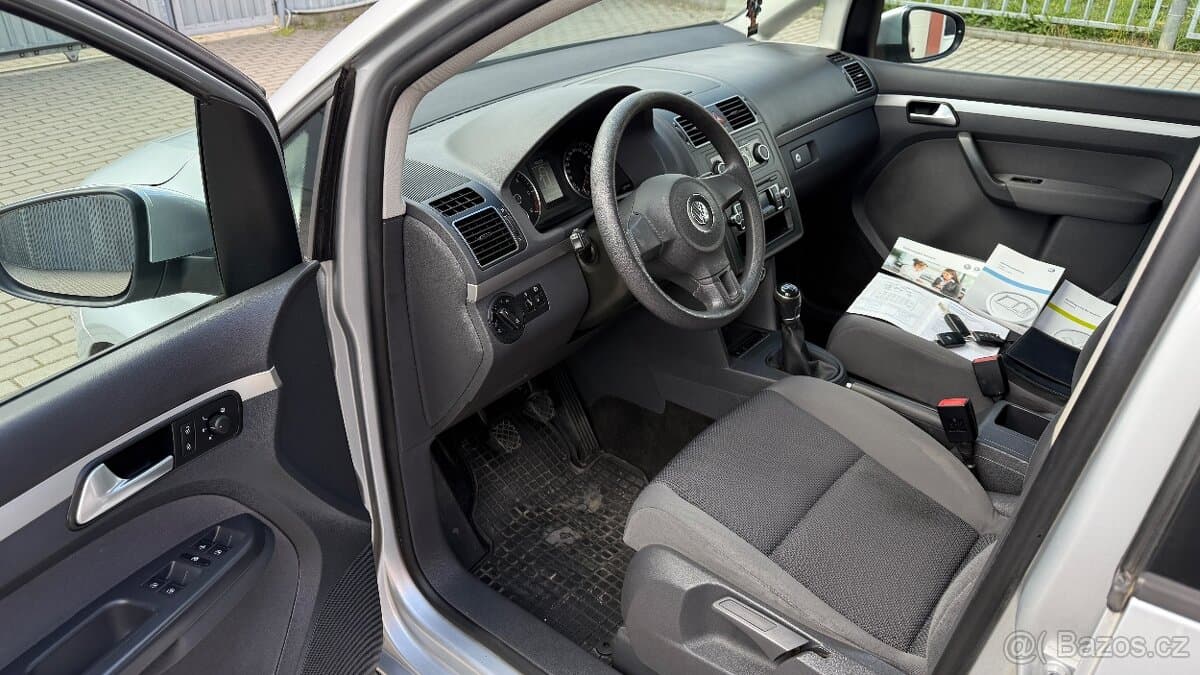 2015 Volkswagen TOURAN - 10