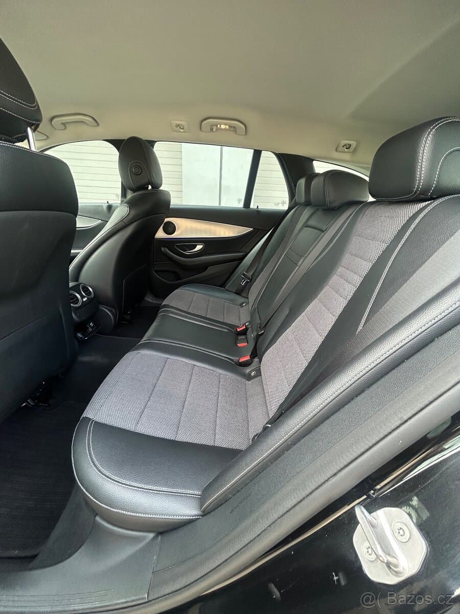 2017 Mercedes-Benz EQA - 10