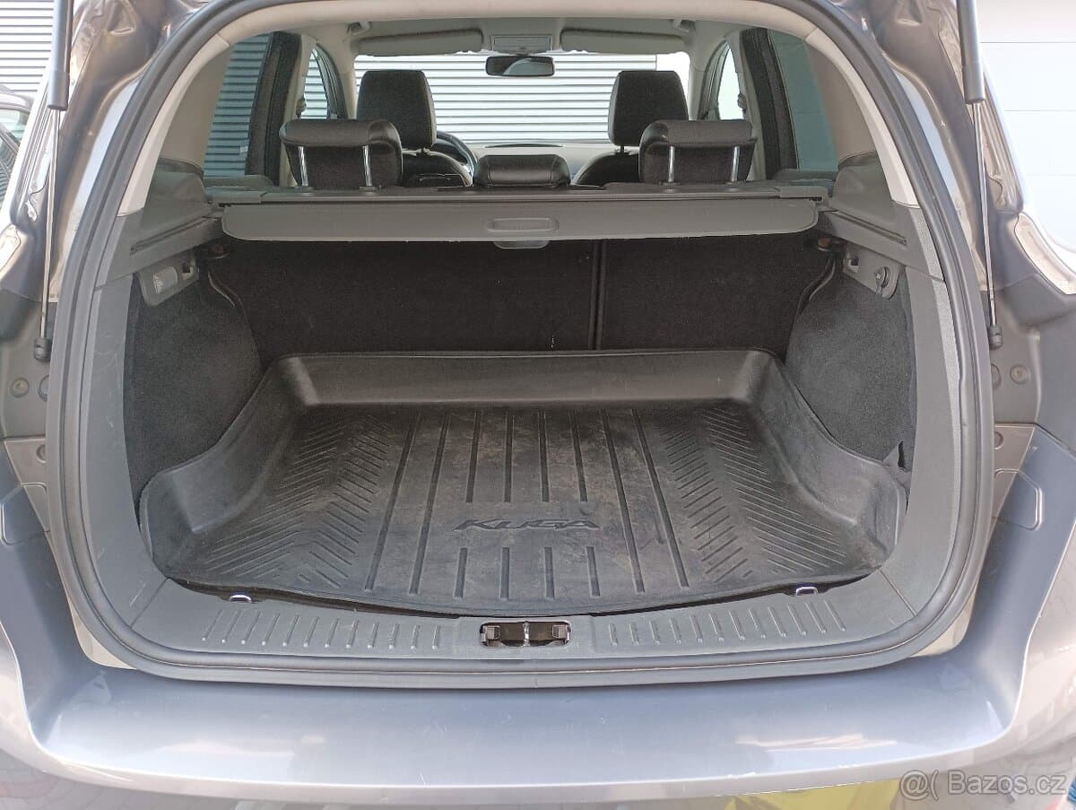 2011 Ford KUGA - 10