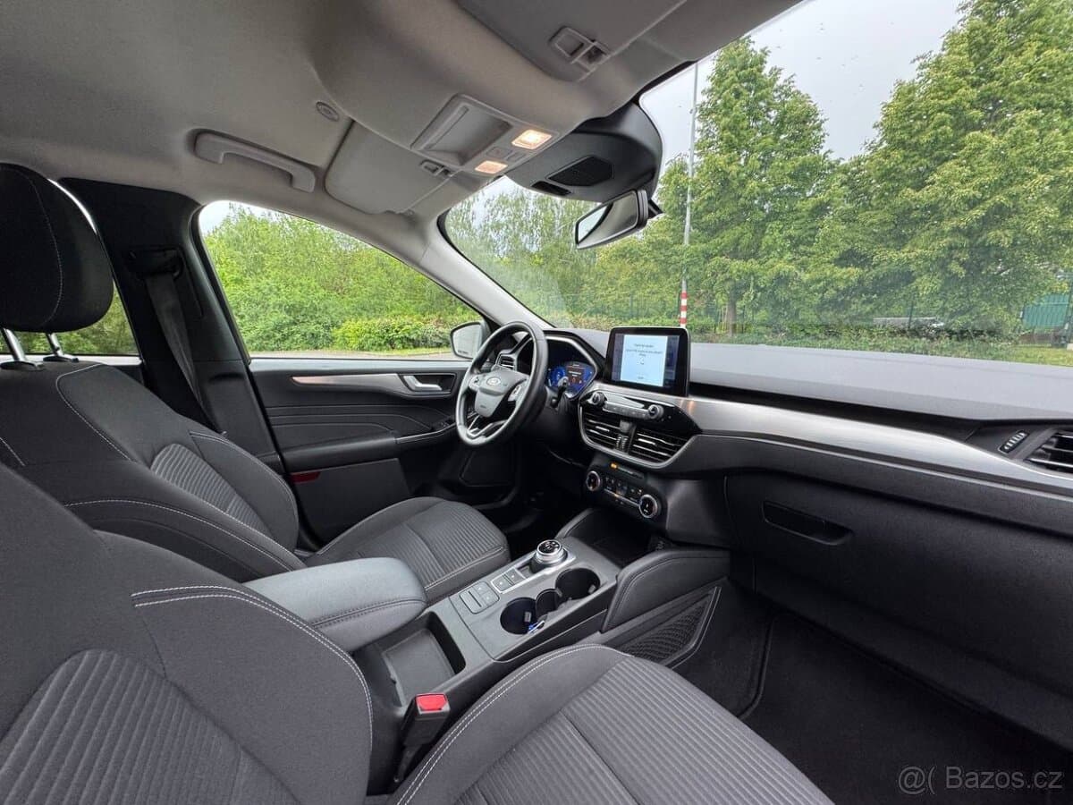 2023 Ford KUGA - 10