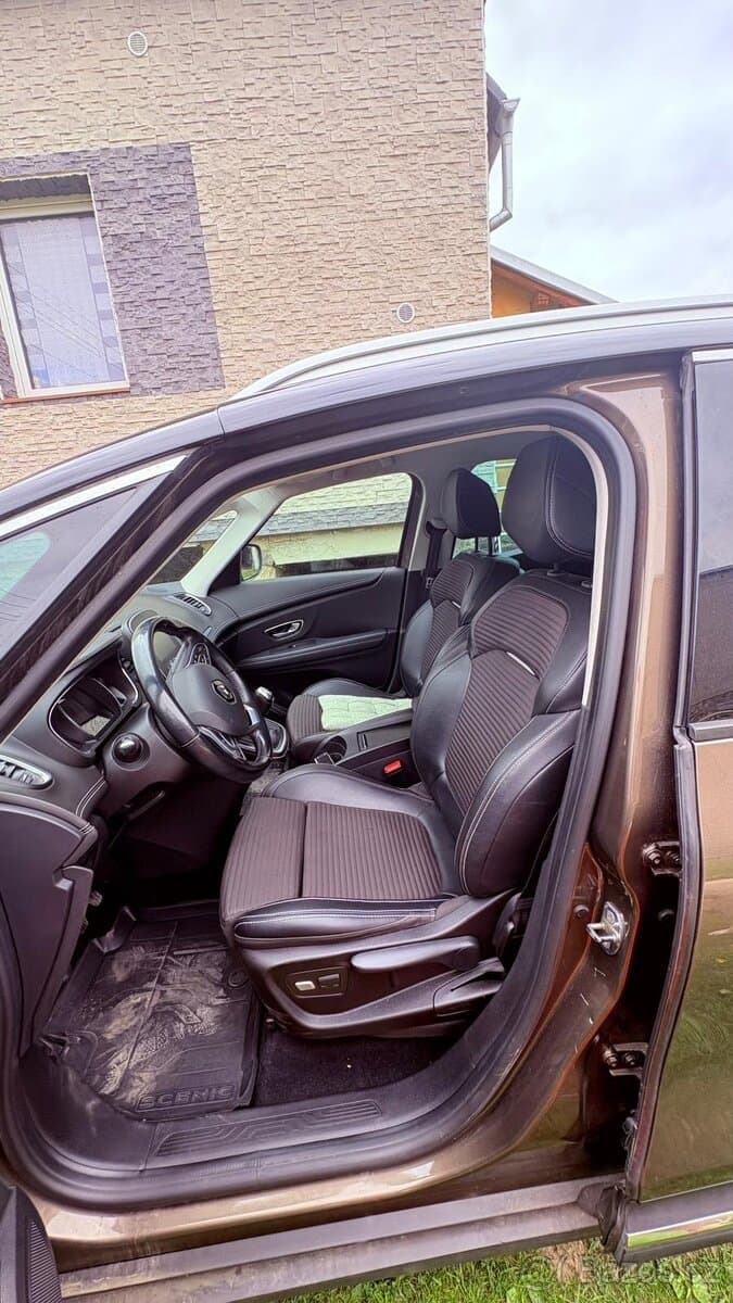 2019 Renault SCENIC - 10