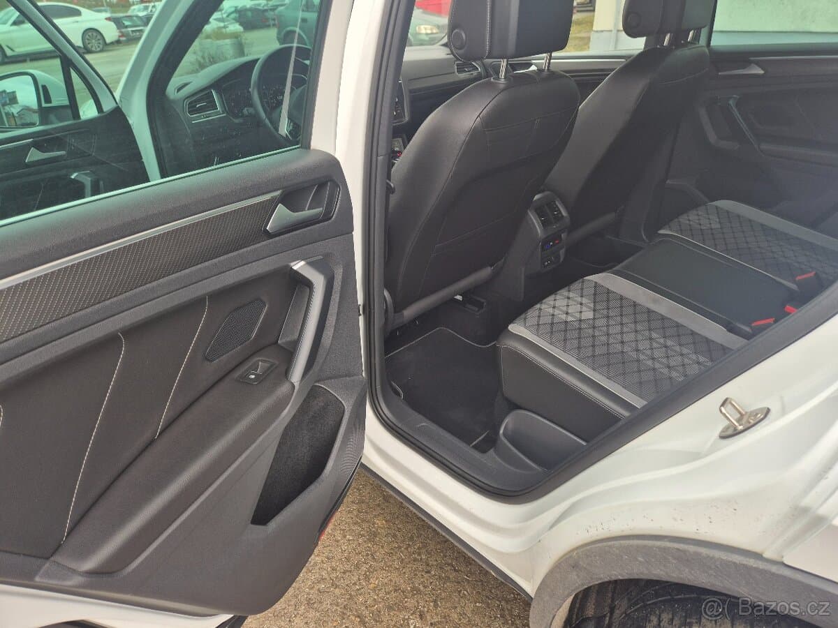 2021 Volkswagen TIGUAN - 10
