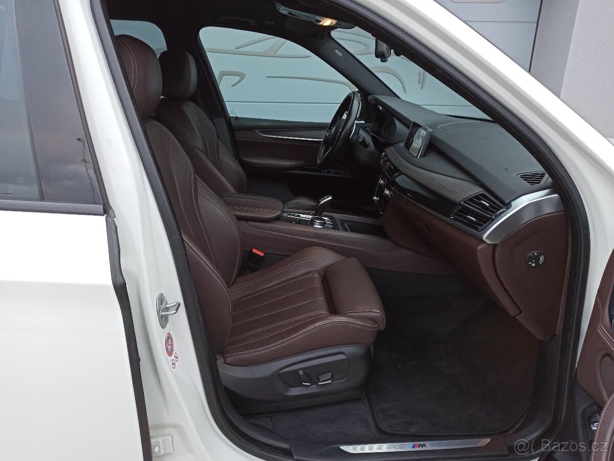 2017 BMW X5 - 10