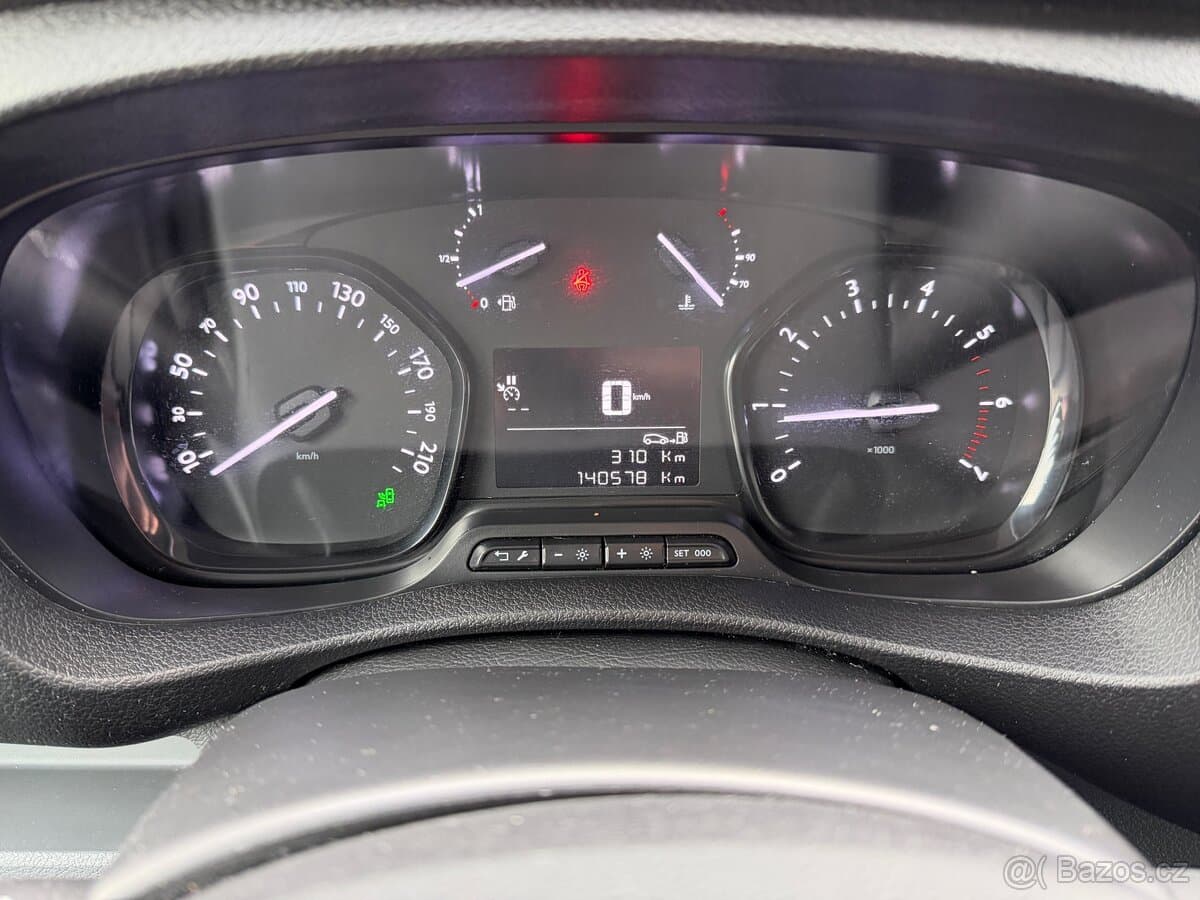 2022 Opel VIVARO - 10