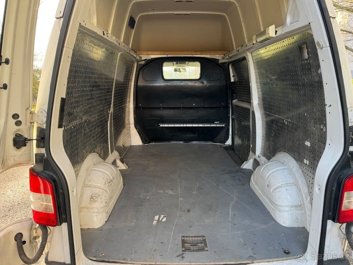 2012 Volkswagen TRANSPORTER - 10