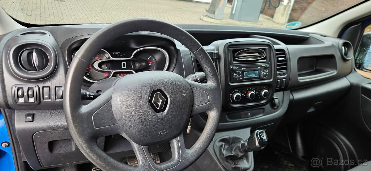 2020 Renault TRAFIC - 10