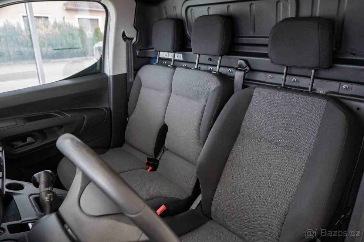 2019 Opel COMBO - 10