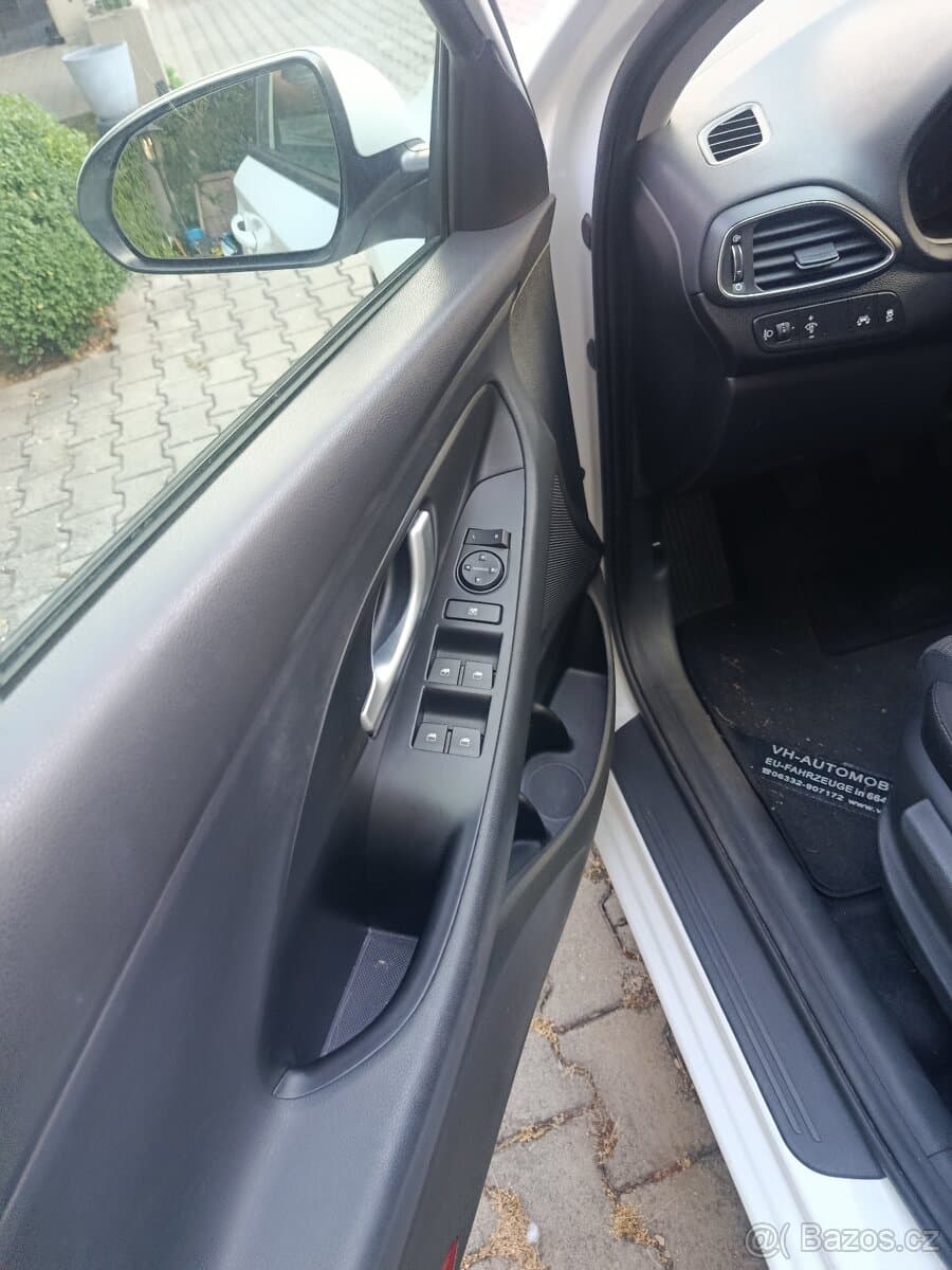 2017 Hyundai i30 - 10