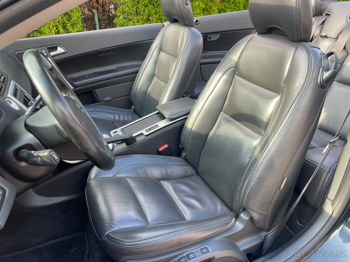 2012 Volvo C70 - 10