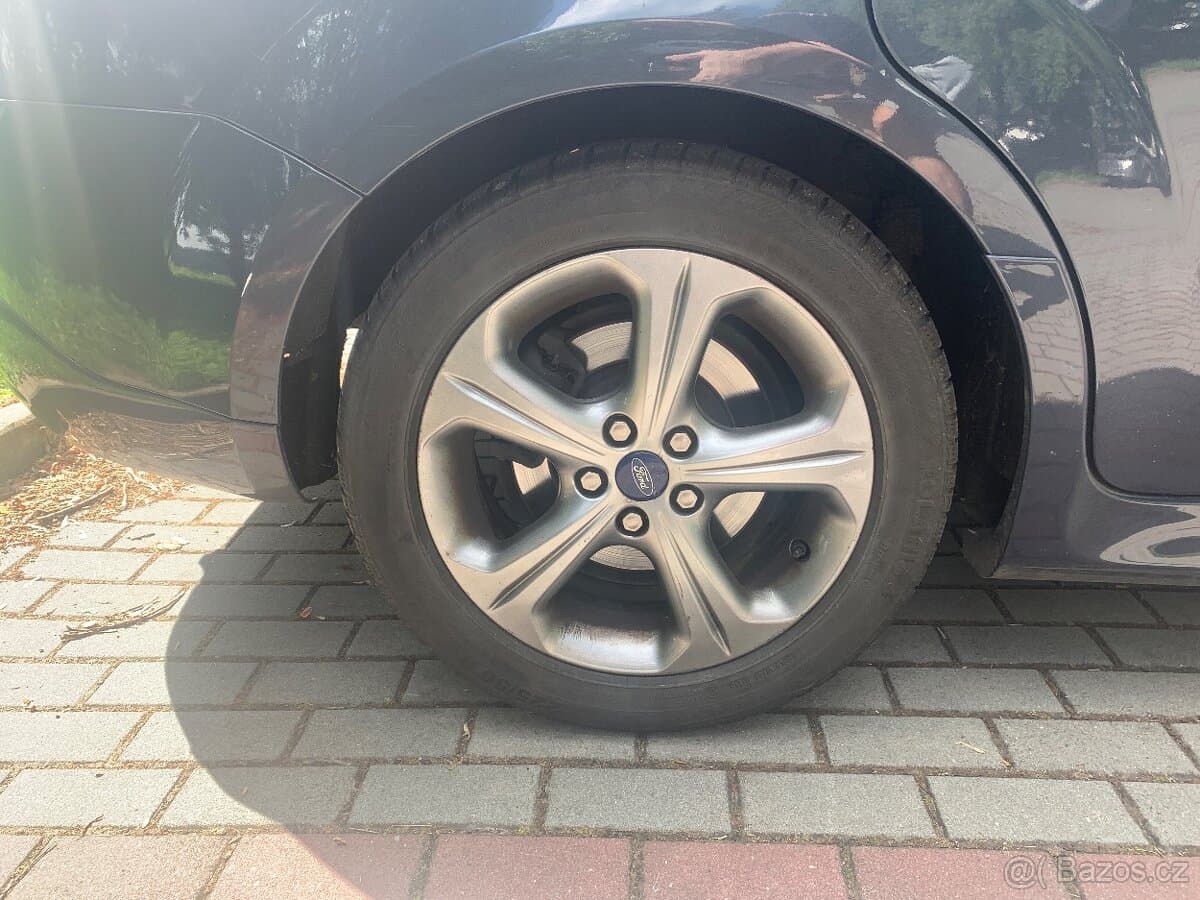2011 Ford S-MAX - 10