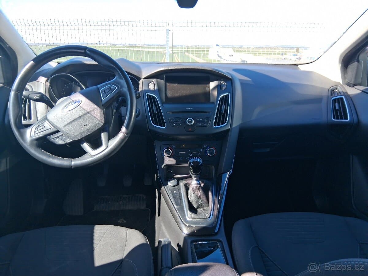2015 Ford FOCUS - 10