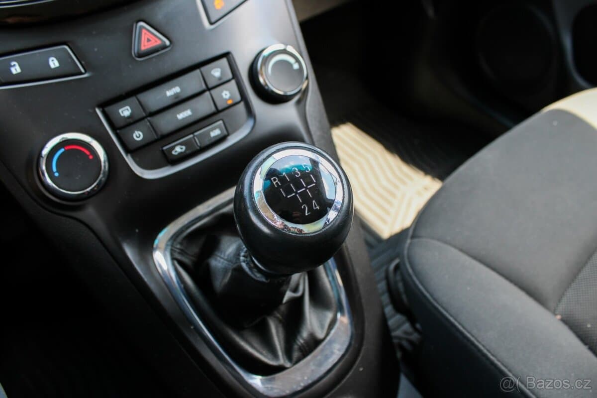 2011 Chevrolet ORLANDO - 10