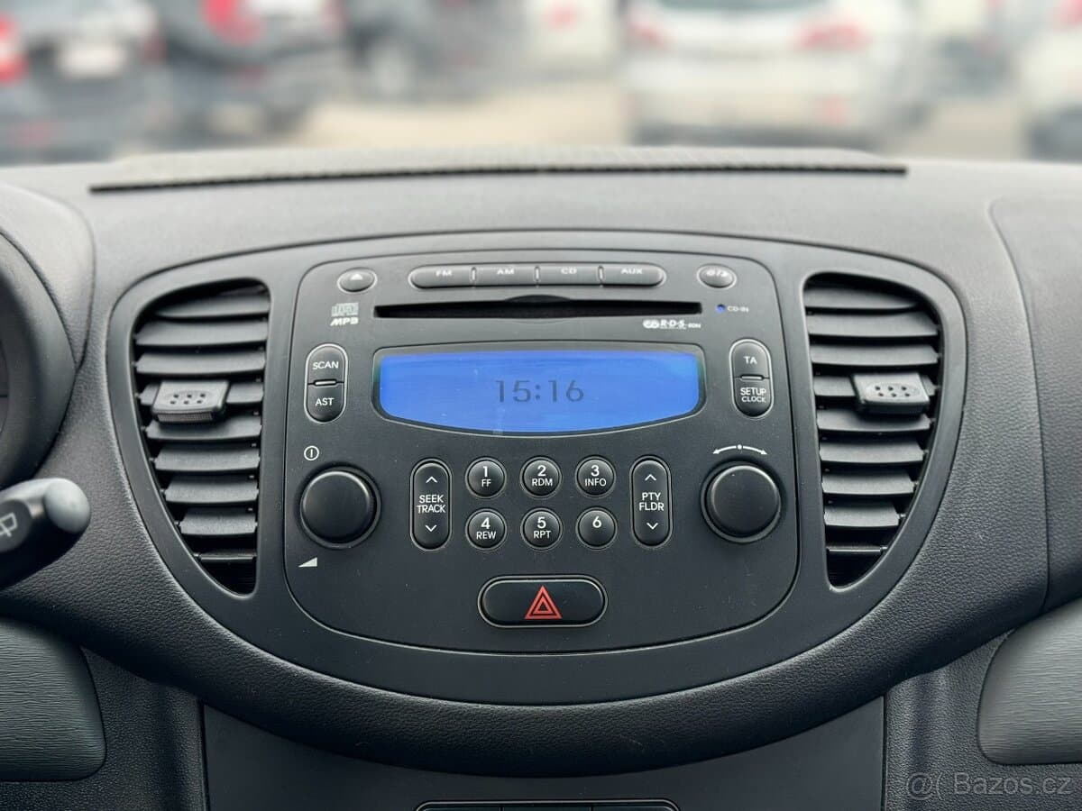 2012 Hyundai i10 - 10
