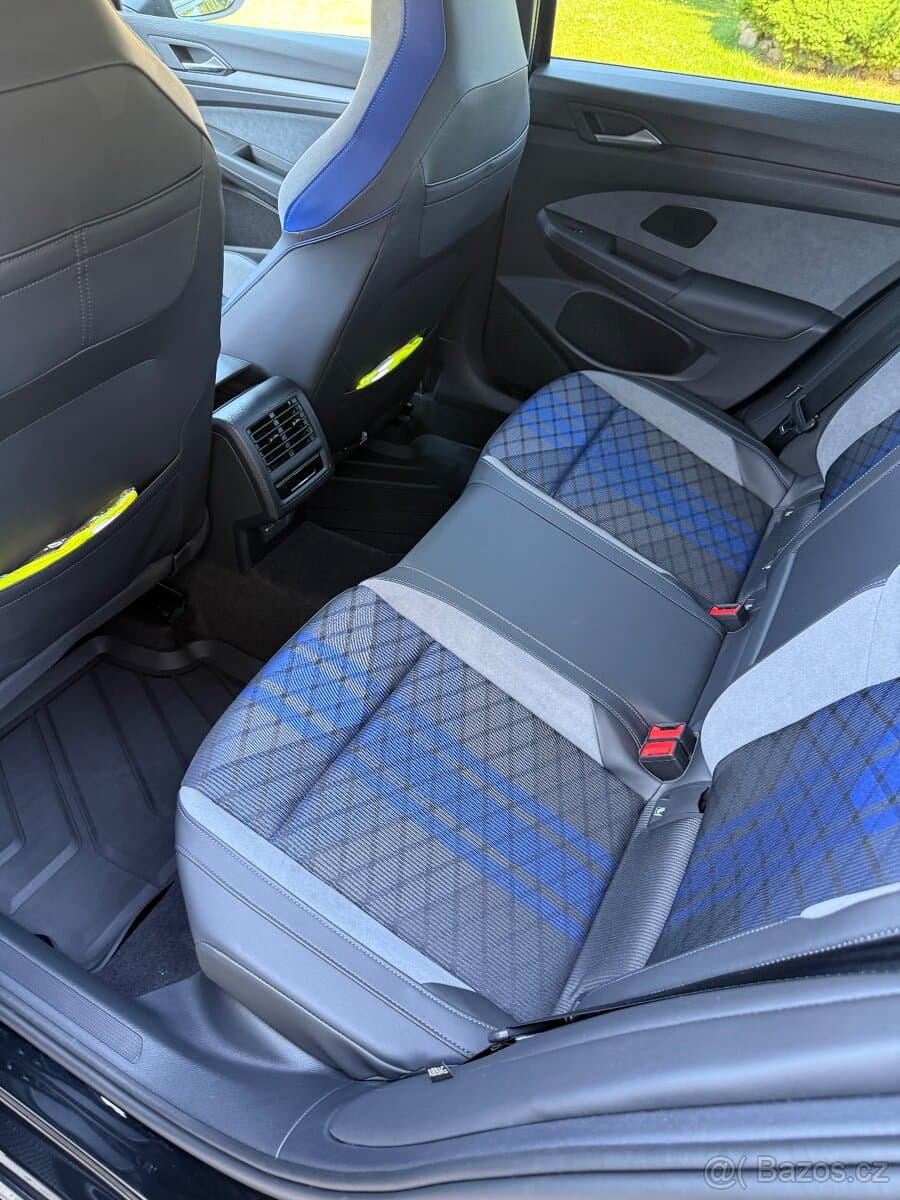 2025 Volkswagen GOLF - 10