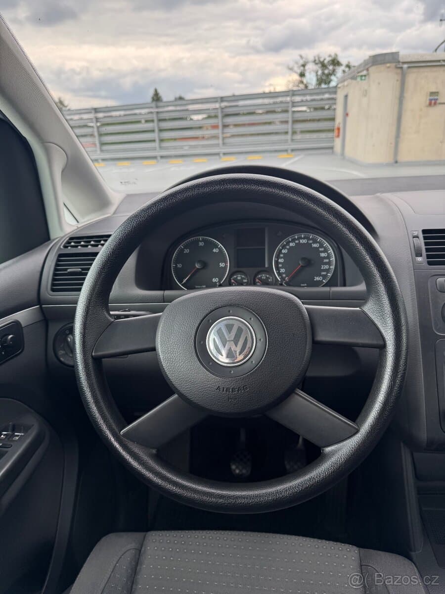 2005 Volkswagen TOURAN - 10