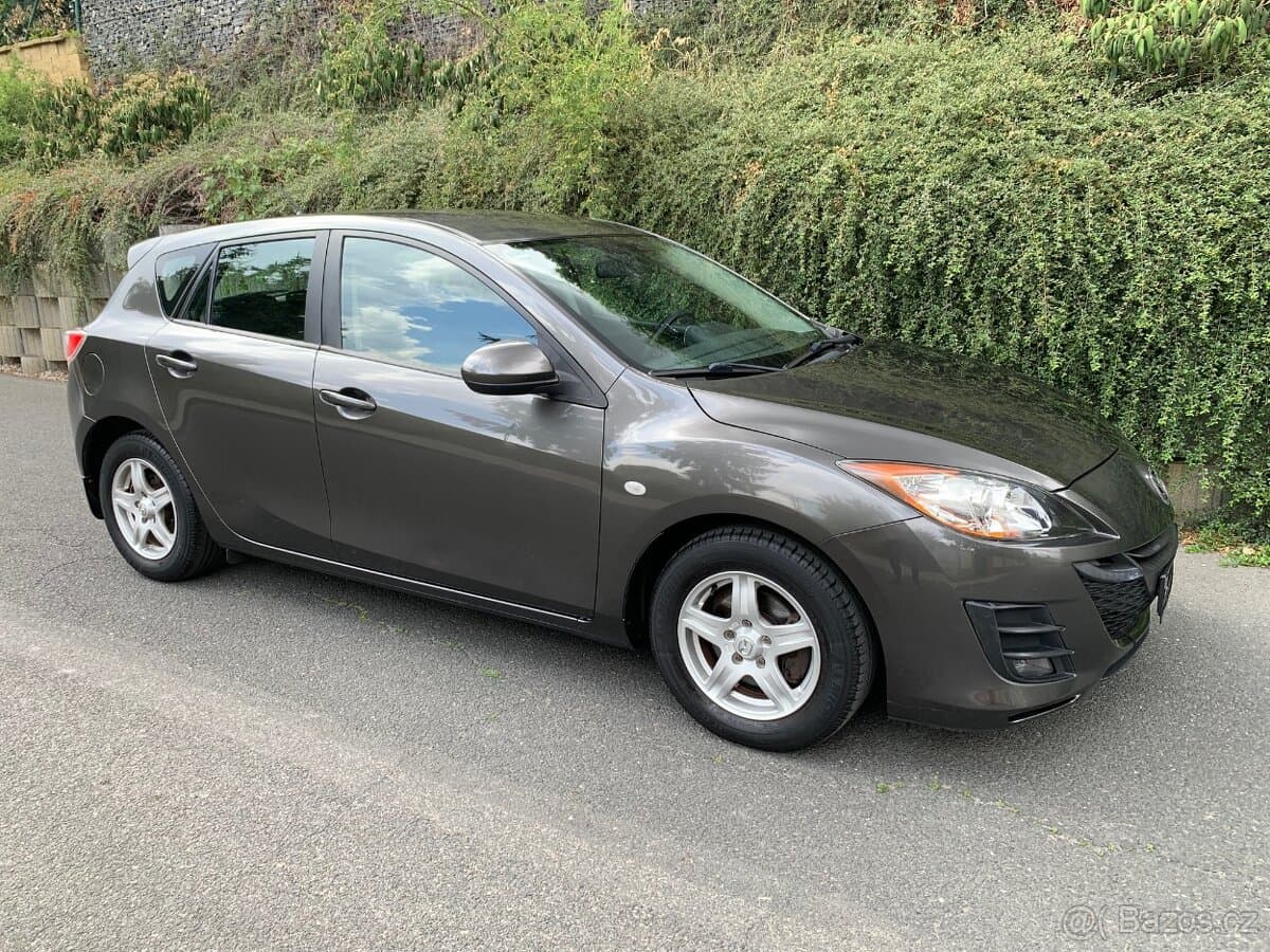 2010 Mazda 3 - 10