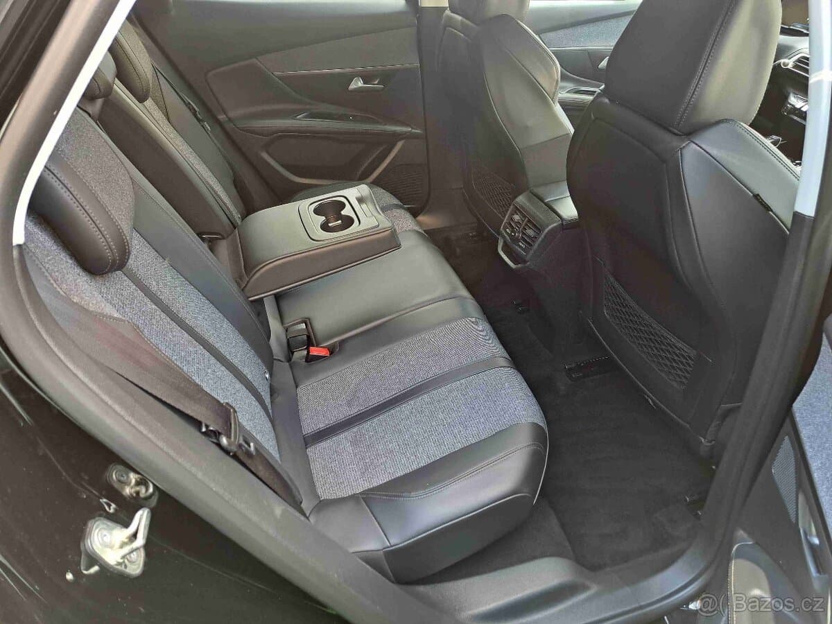 2019 Peugeot 3008 - 10