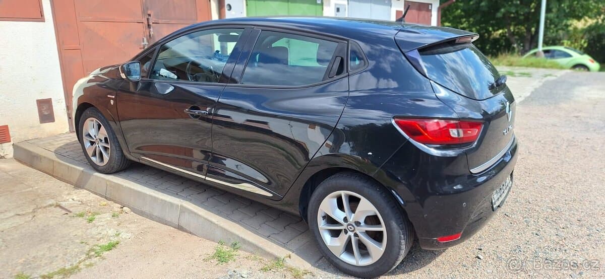 2016 Renault CLIO - 10