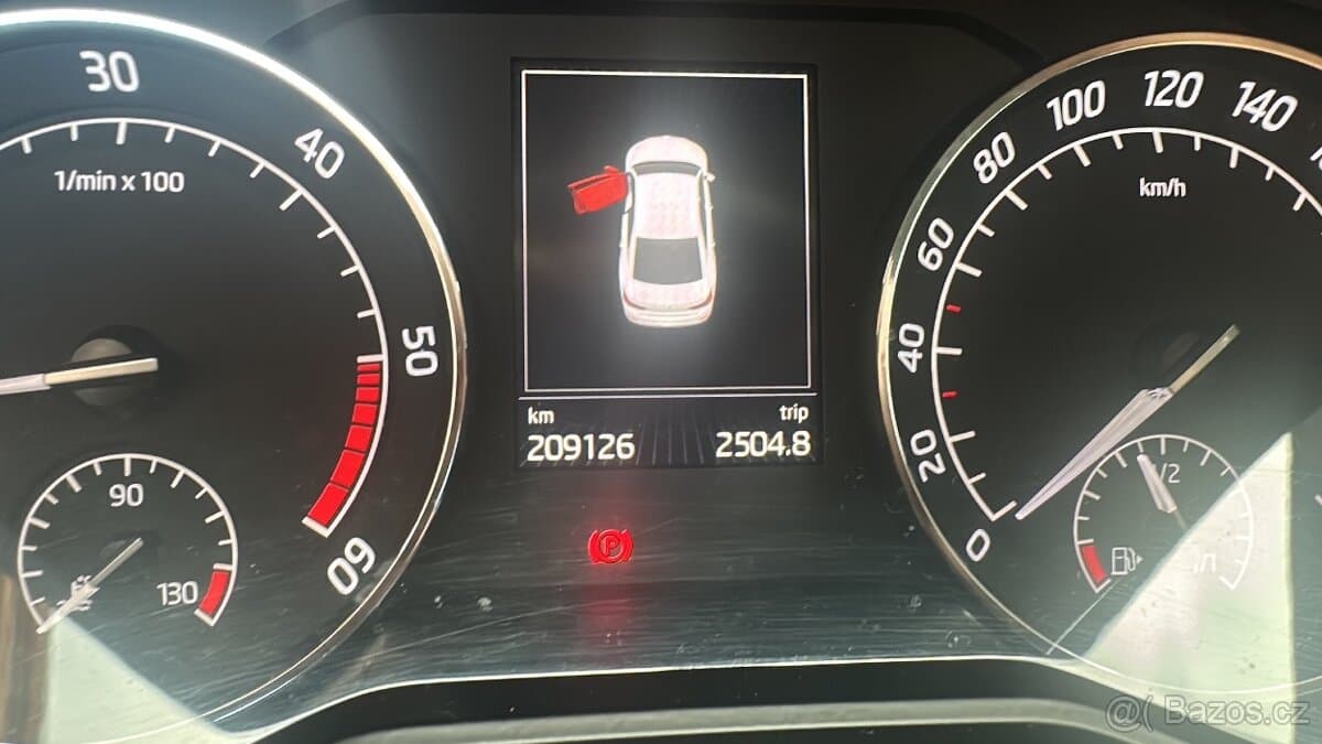 2016 Škoda SUPERB - 10