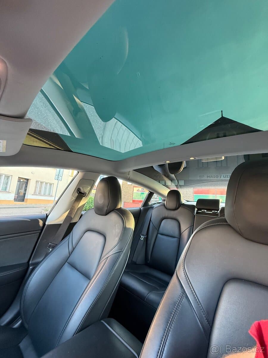 2019 Tesla MODEL 3 - 10