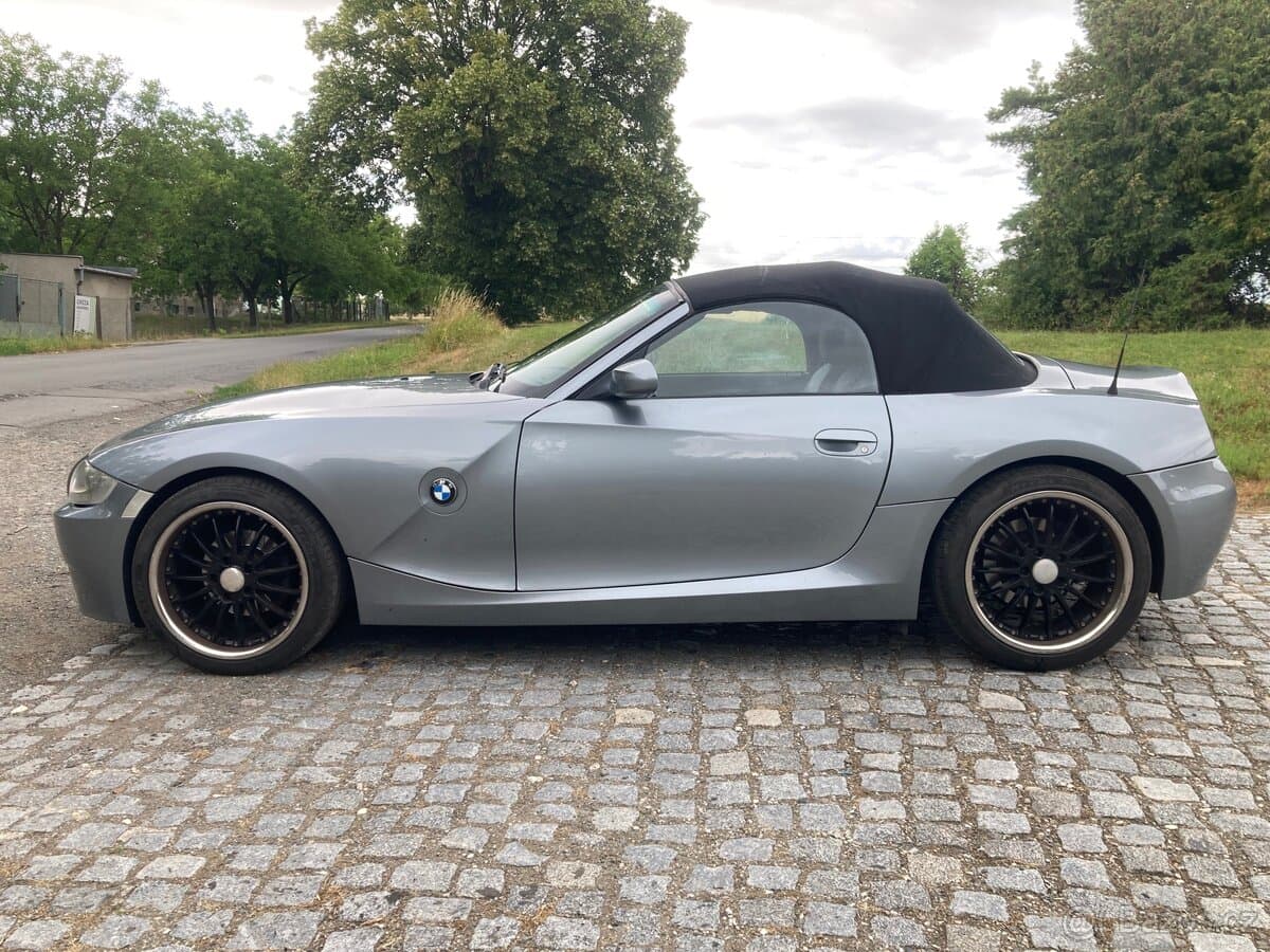 2007 BMW Z4 - 10