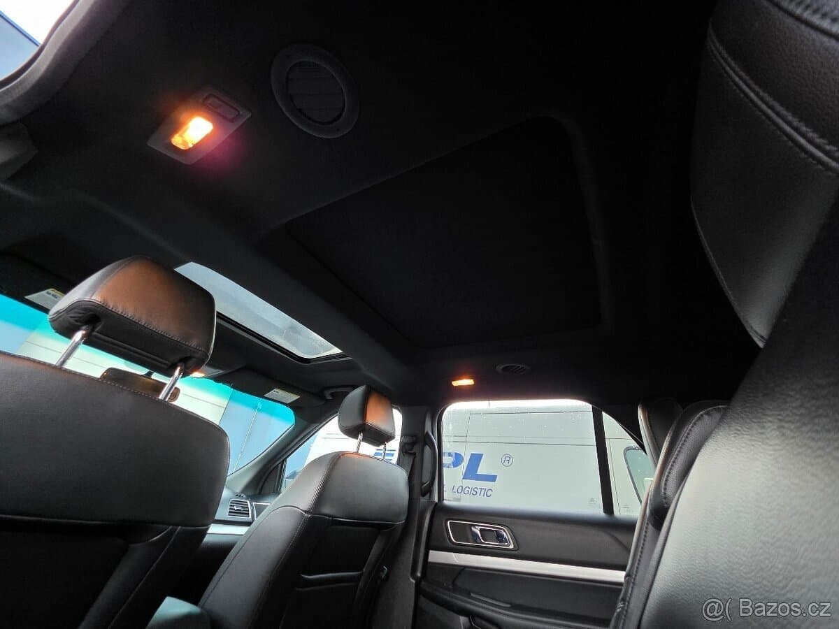 2016 Ford EXPLORER - 10