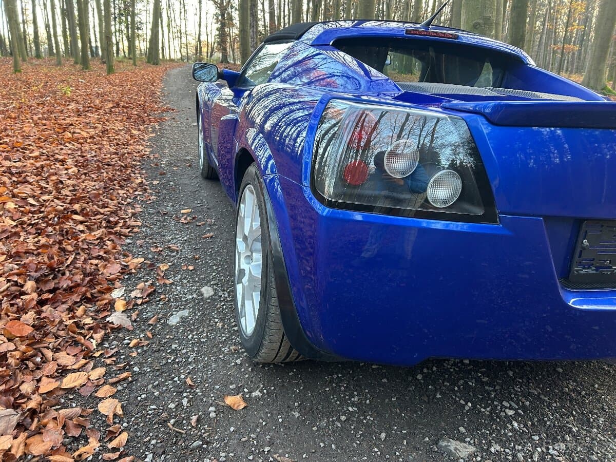 2004 Opel SPEEDSTER - 10
