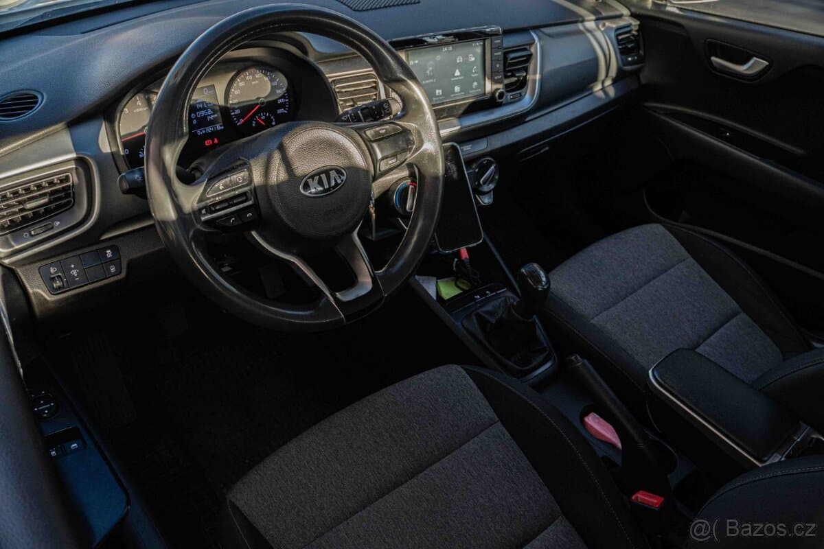 2020 Kia STONIC - 10